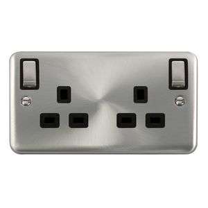 Click® Scolmore Deco Plus® DPSC836BK 13A Ingot 2 Gang DP Switched Socket With Outboard Rockers (Twin Earth) Satin Chrome Black Insert