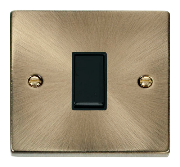 Click® Scolmore Deco® VPAB011BK 10AX 1 Gang 2 Way Plate Switch Antique Brass Black Insert